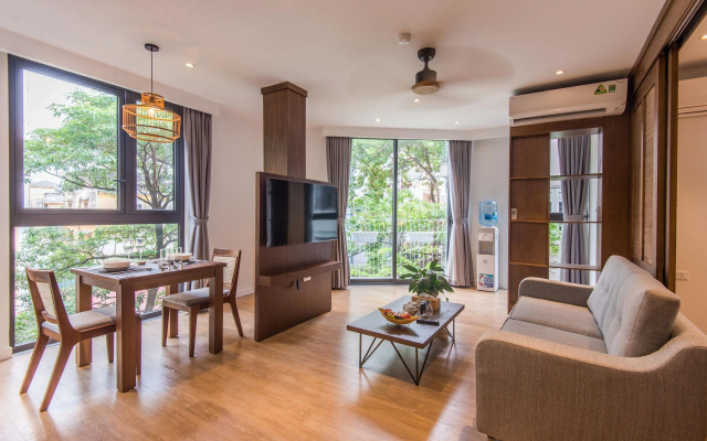 No.9 Housinng 81 Linh Lang