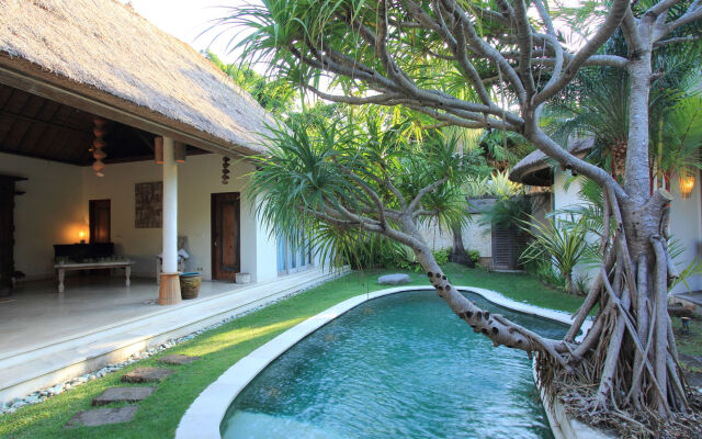 Tirta Naga Villa