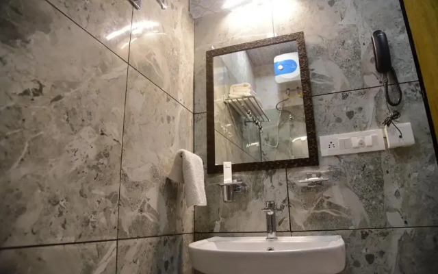Hotel Bamboo Castle