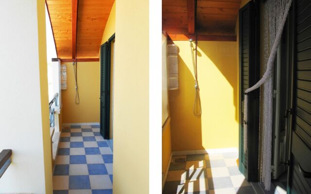 Canarina Front Beach Attic