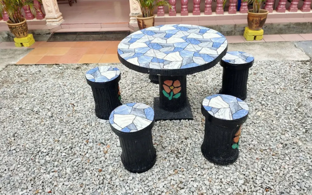 OYO 90227 Seri Tanjung Homestay