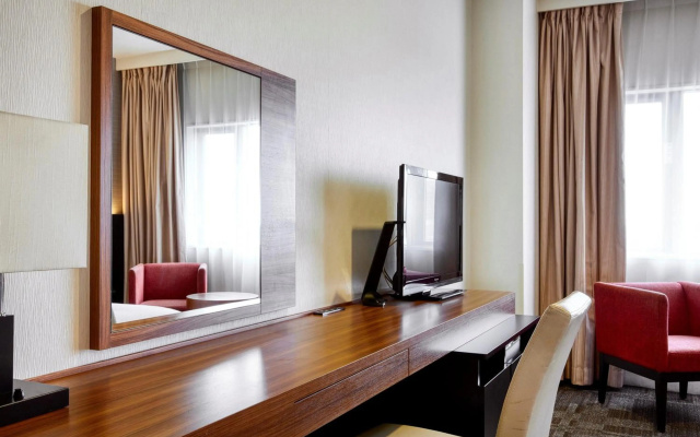 Royal Pines Hotel Chiba – Guest Rooms – Chiba