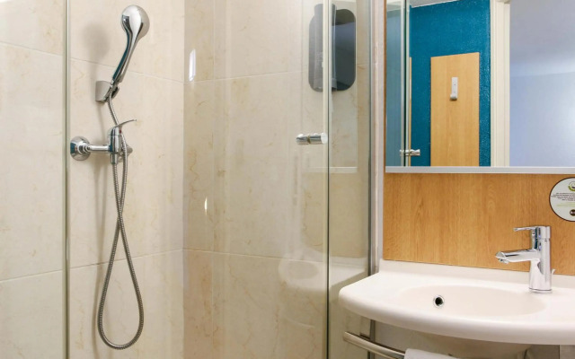 B&B HOTEL Aubagne Gémenos