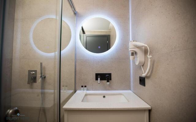 Delight Hotel