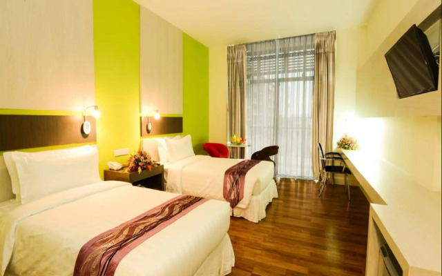 Noble Mingalar Hotel