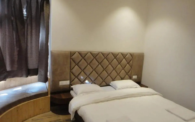The Hill Crest Inn