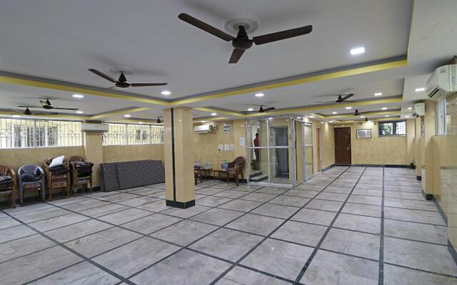 OYO 11319 Brickwood Guest House