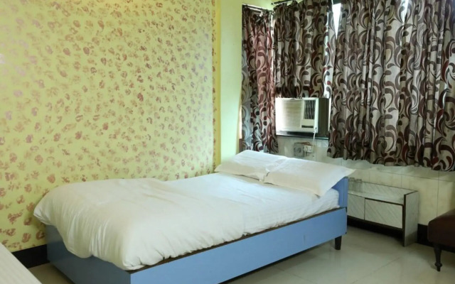 Ellora Guest House