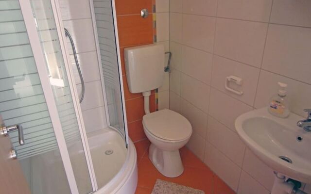 Apartments Bareta