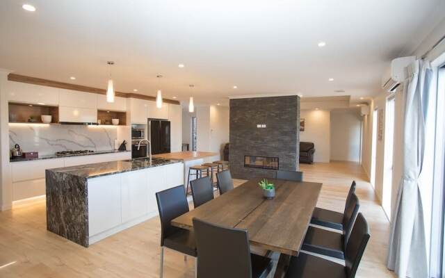 Super House 3 Bedroom
