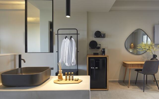 Mayu Suites