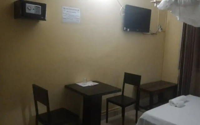 Salama Hotel