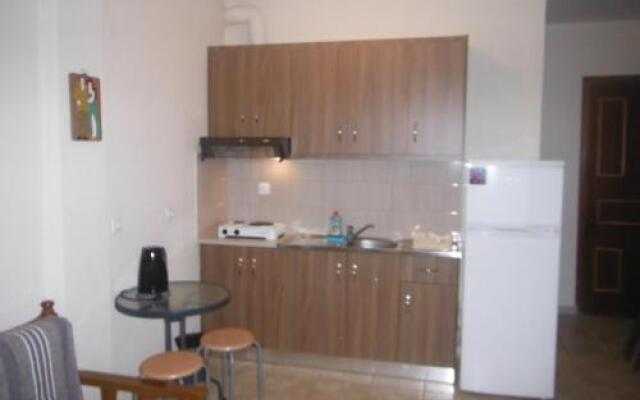 Dimitra's Apartments