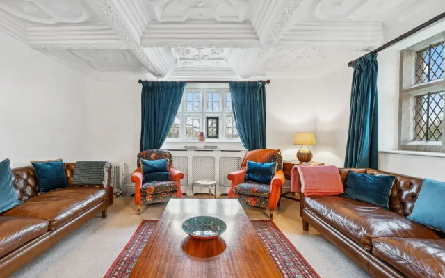 Host Stay Old Hall - Middle Mayfield