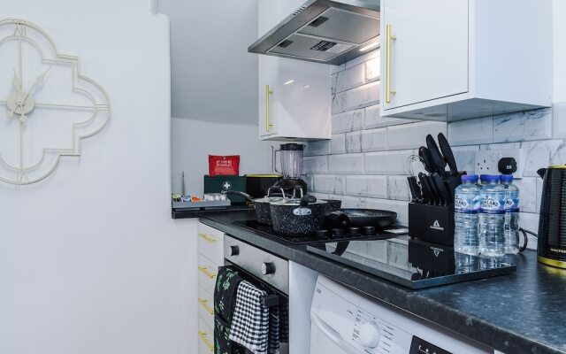 New 2 Bed House Merseyside Sleeps 5