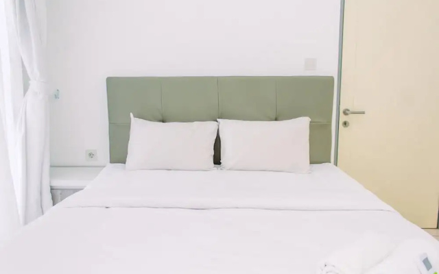Warm And Minimalist 3Br Apartment At M-Town Residence