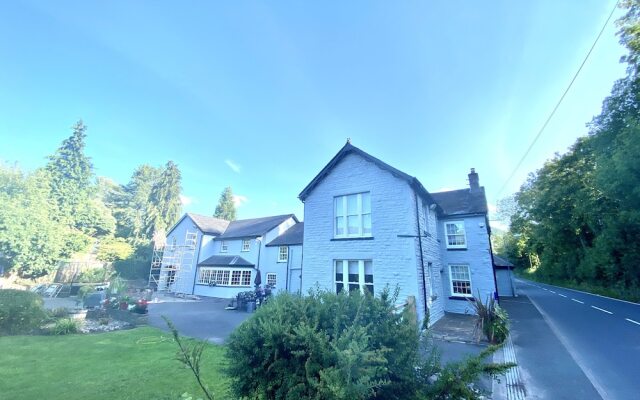 The Usk Inn