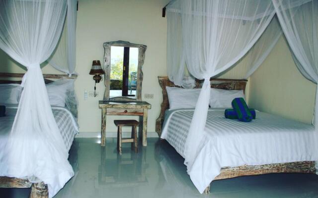 Bamboo Bali Hill Bungalows