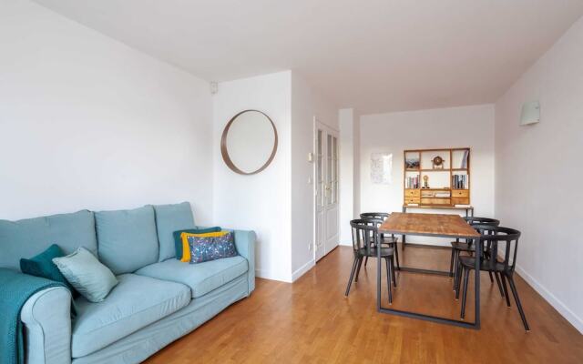 Family/modern 4 People With Netflix -15 min Walk From Center