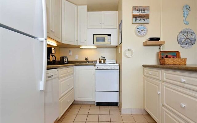 Valley Isle #107 Studio Bedroom Condo