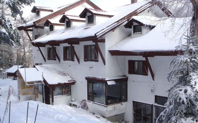 Lodge Alice