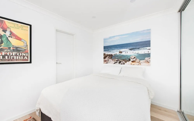 Right on Bondi H340