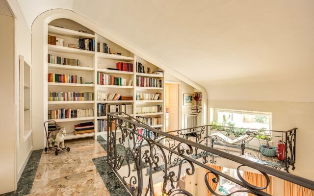 La Gaura Guest House