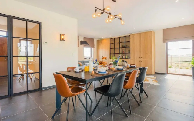 Chic Villa in Comines-warneton With Garden