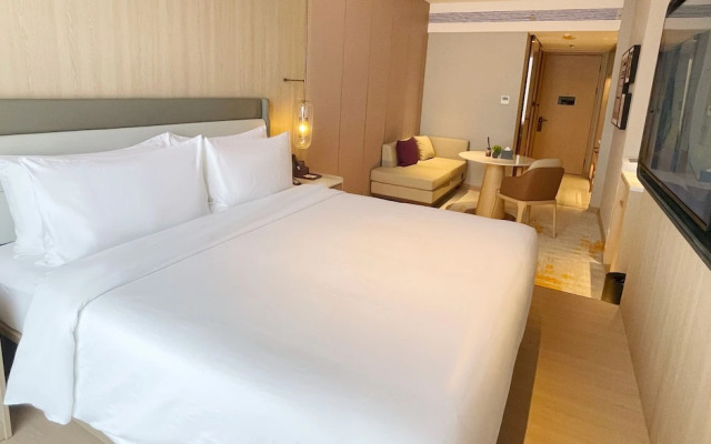 Elong Hotel Jakarta PIK