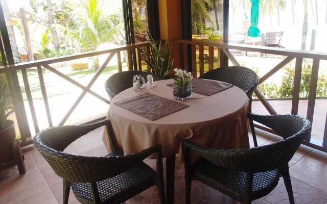 Anda White Beach Resort