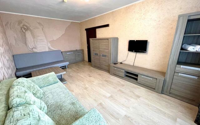 Home Hotel on Shakhterov 121