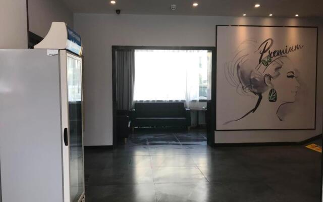 7 Days Premium·Guiyang South Baoshan Road