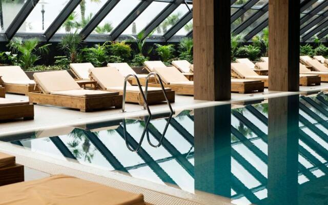 Select Hill Resort