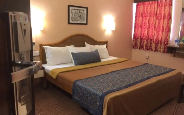 Hotel Gopika International