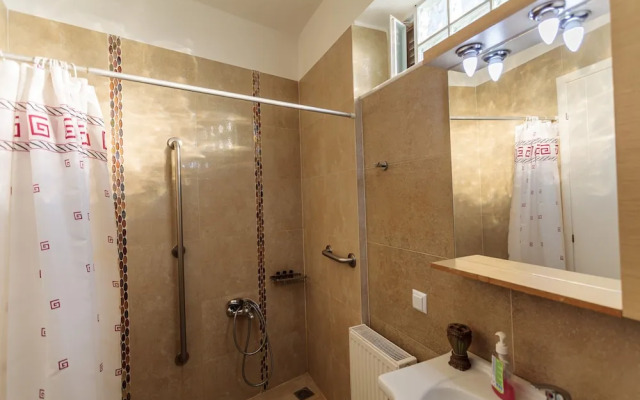 Escape in Style, close to the sea and city center