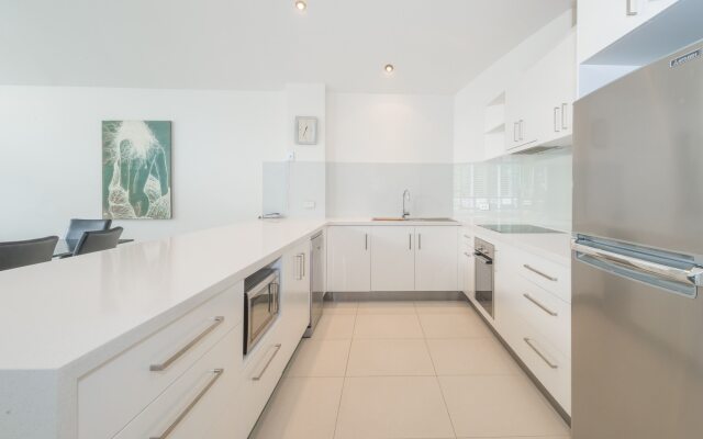 Noosa Outrigger Beach Resort