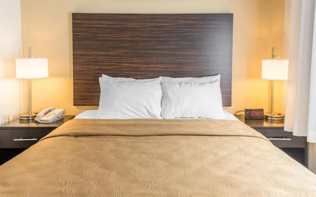 MainStay Suites Pittsburgh Airport