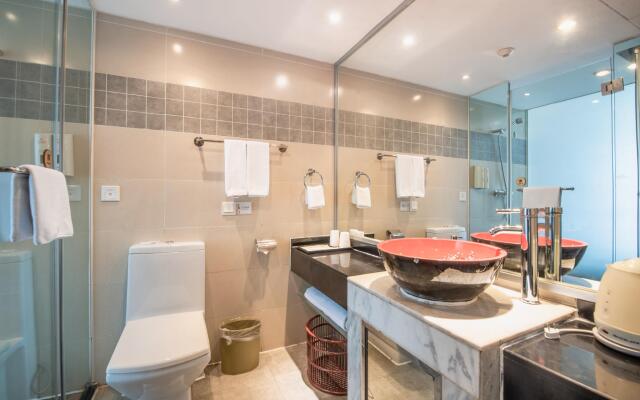 Sichuan Minshan Anyi Hotel