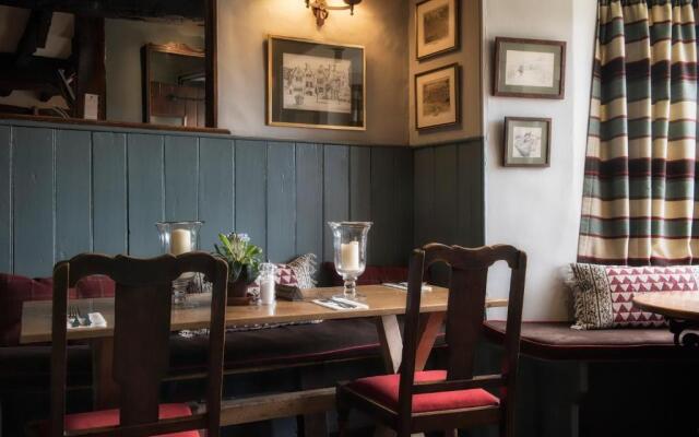 The Howard Arms