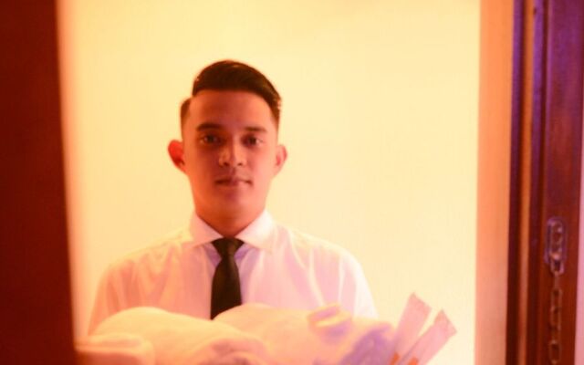 Aura One Hotel