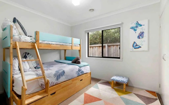 Corymbia Barwon Heads Modern Family Getaway!