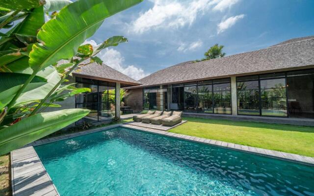 Villa Wirtiga - Elegant 3bdr villa in the heart of Canggu!
