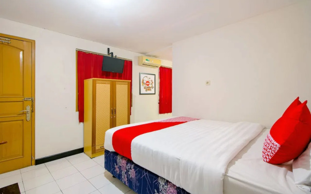 Bukit Indah Hotel & Restaurant by OYO Rooms