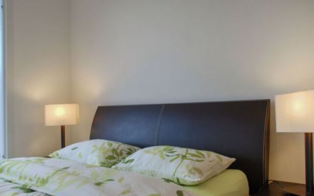 Vista Lago Maggiore 1.floor left