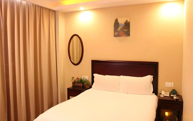Greentree Inn Shanghai Caoan Road Textile Express Hotel