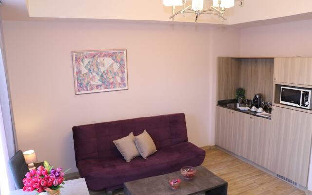 HOtello Guest Suites