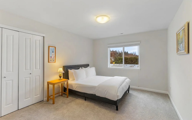 Serenity Shores in Kenmore