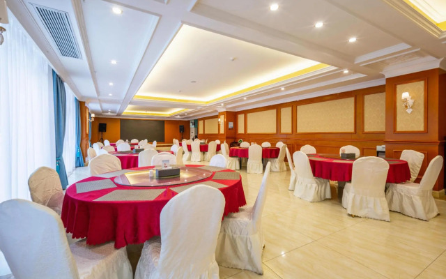Vienna Classic Hotel (Suzhou Baima Mall)