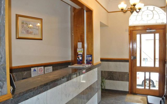 Belgrove Hotel