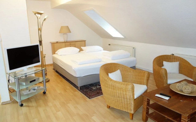 Tolstov Hotels